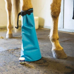Vetericyn Mobility Hoof Soak -Horse Care Supply Store mobility hoof soak 30mg lifestyle 21304078 vetericyn 20903.1649368058